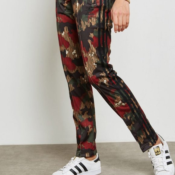 ADIDAS Women's Pharrell Williams Hu Camo Pant